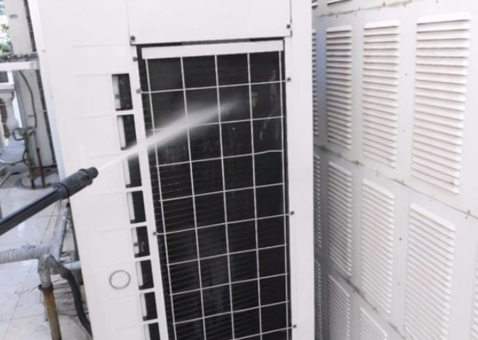 中央空调维保可以确保空调系统的各个组件正常运转
